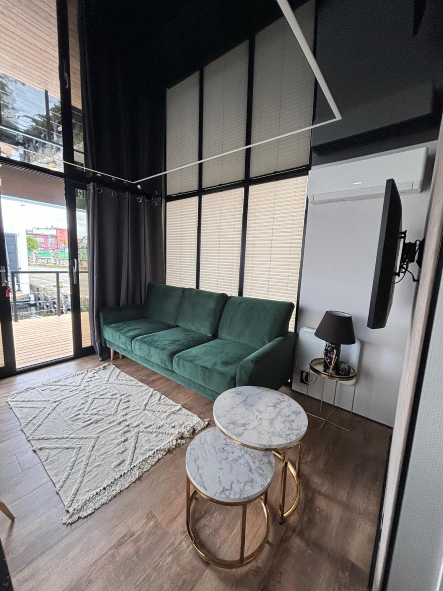 שצ'צ'ין Houseboat Energyapart מראה חיצוני תמונה