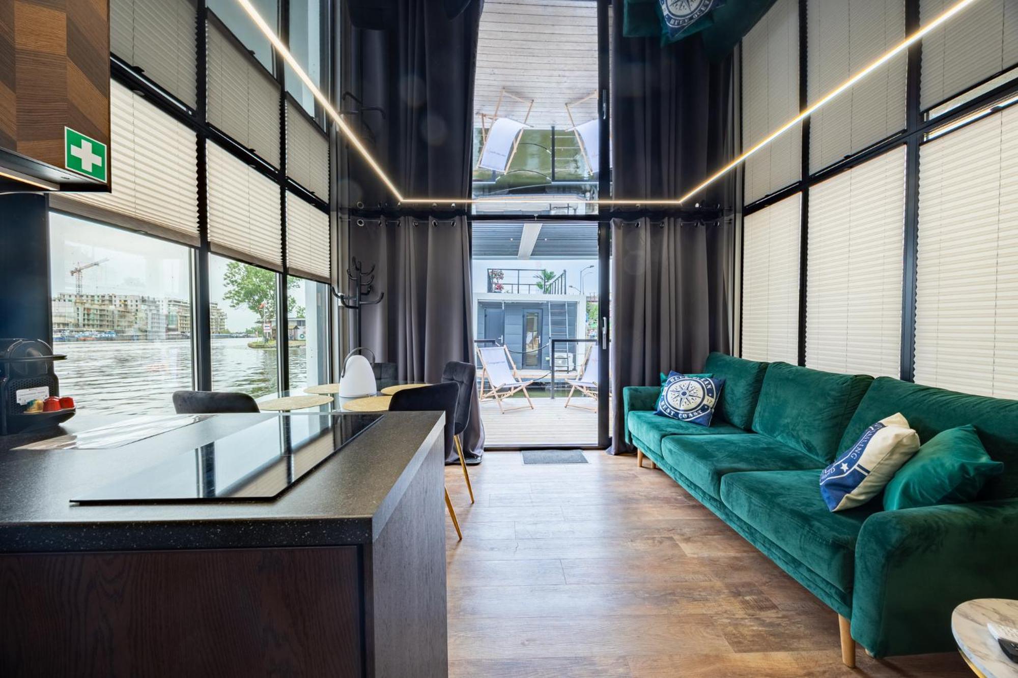 שצ'צ'ין Houseboat Energyapart מראה חיצוני תמונה