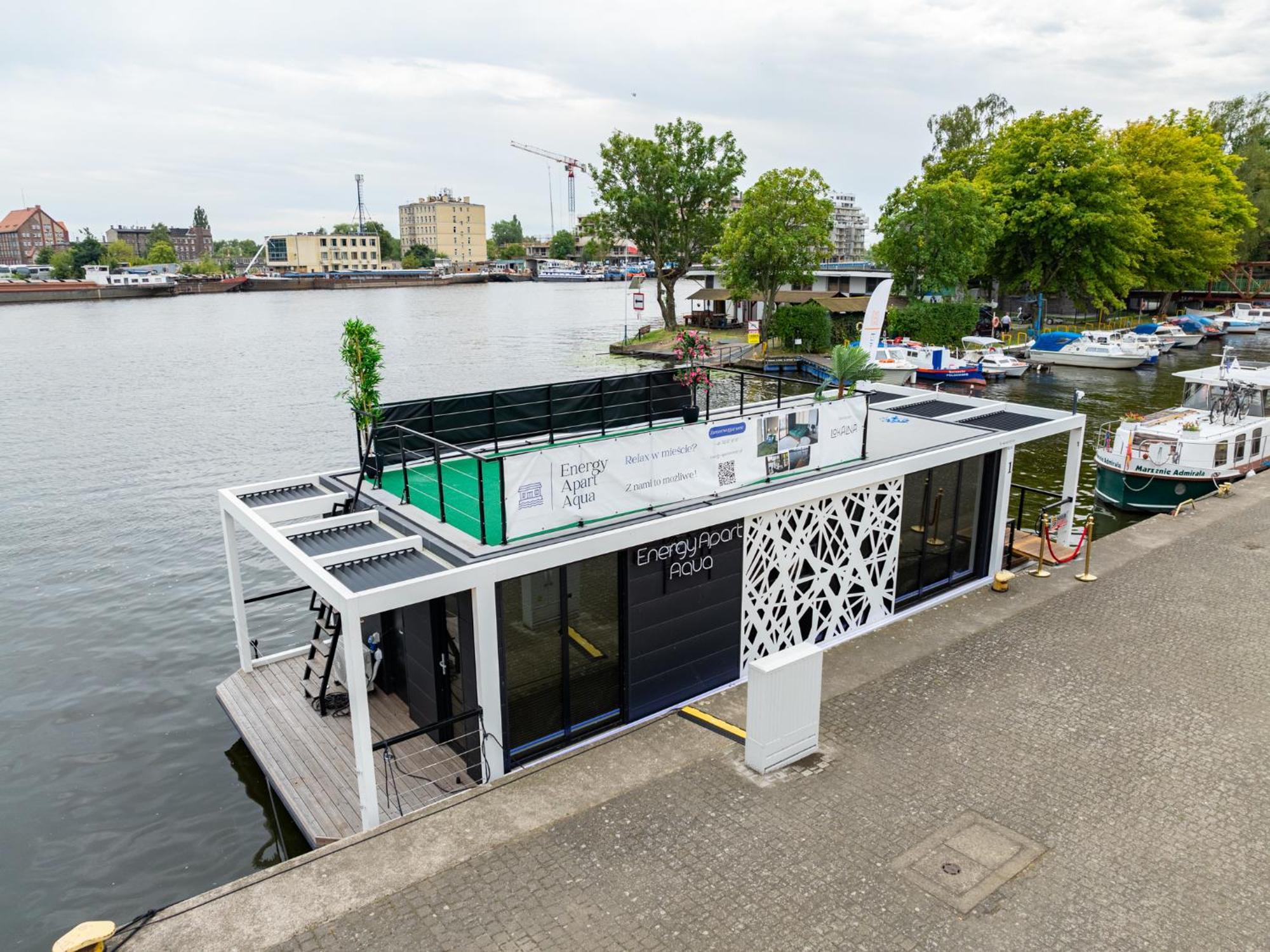 שצ'צ'ין Houseboat Energyapart מראה חיצוני תמונה